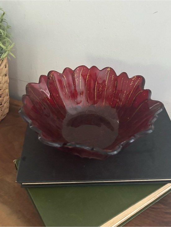 Indiana Glass Other - Indiana Glass Red Ruby Sunflower Bowl Scalloped edges